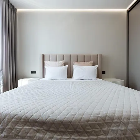 Hotel apartamentowy Nyvky Like - файна таун - 80 Kijów